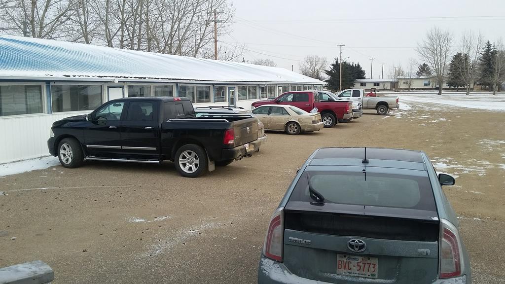Raval Paradise Motel And Rv Park Youngstown Экстерьер фото