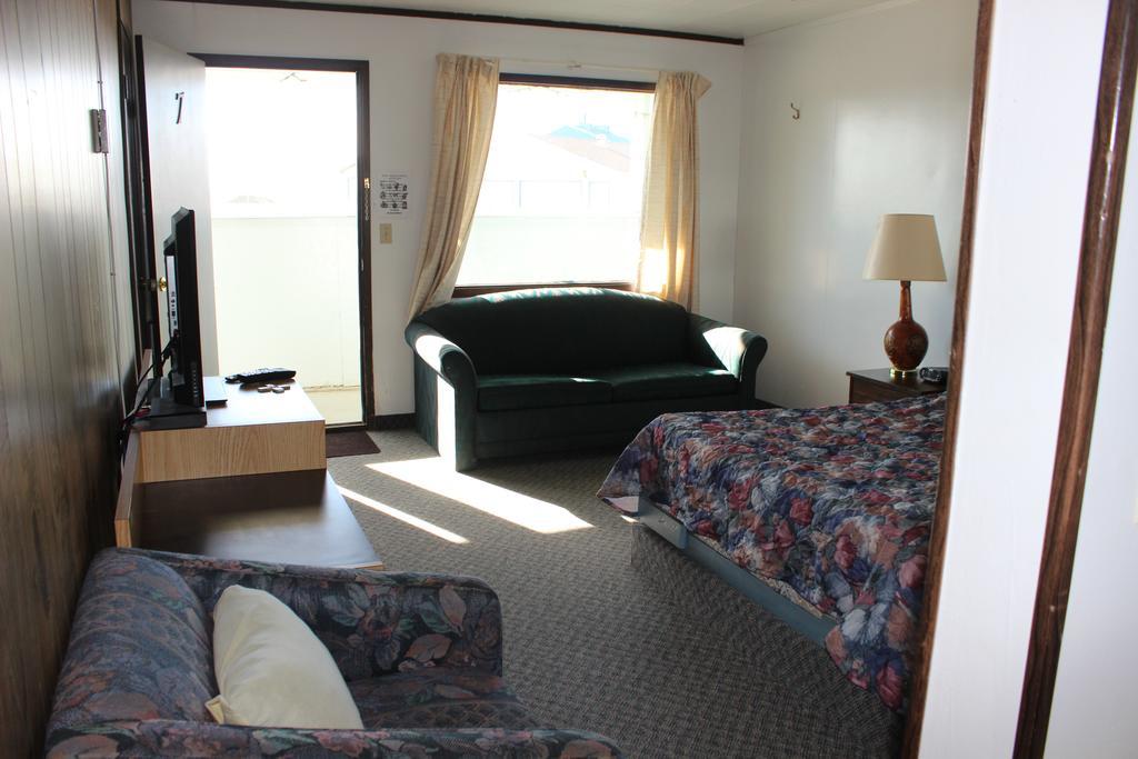 Raval Paradise Motel And Rv Park Youngstown Экстерьер фото