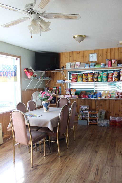 Raval Paradise Motel And Rv Park Youngstown Экстерьер фото